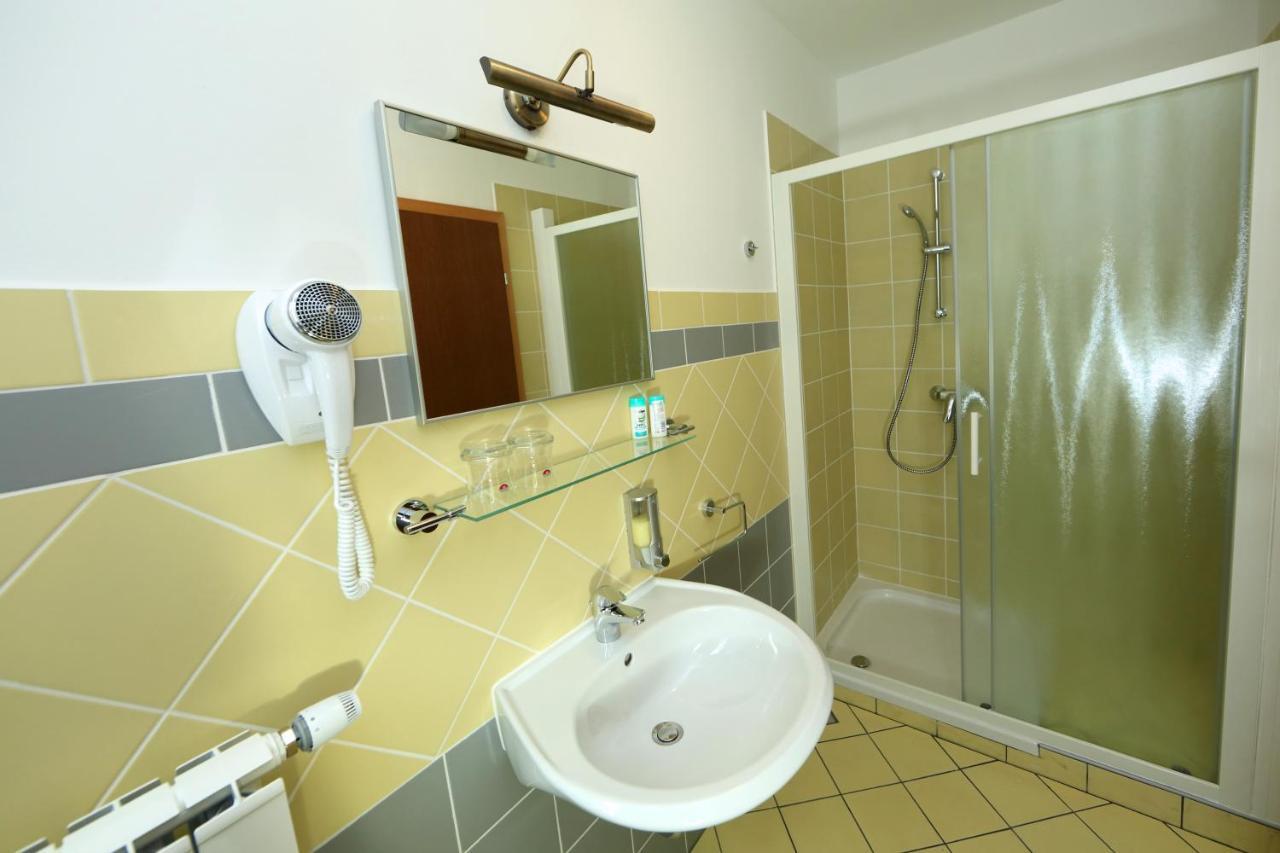 Sobe Grabar Bed and Breakfast Ptuj Eksteriør billede