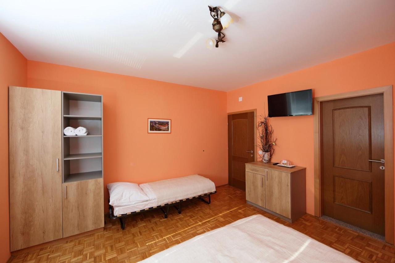 Sobe Grabar Bed and Breakfast Ptuj Eksteriør billede